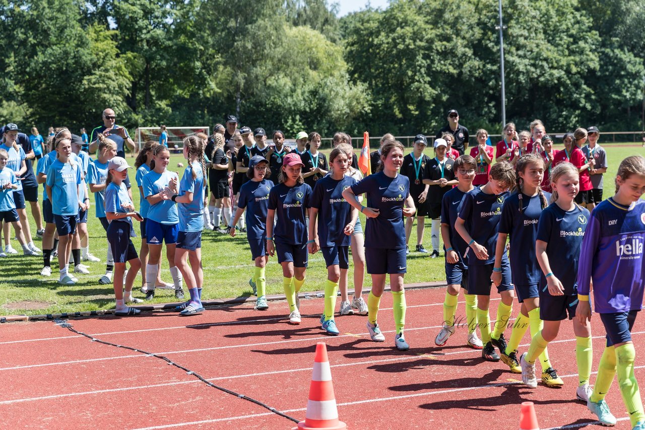 Bild 85 - Loewinnen Cup